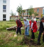 Der 1. Spatenstich am 8.07.2012